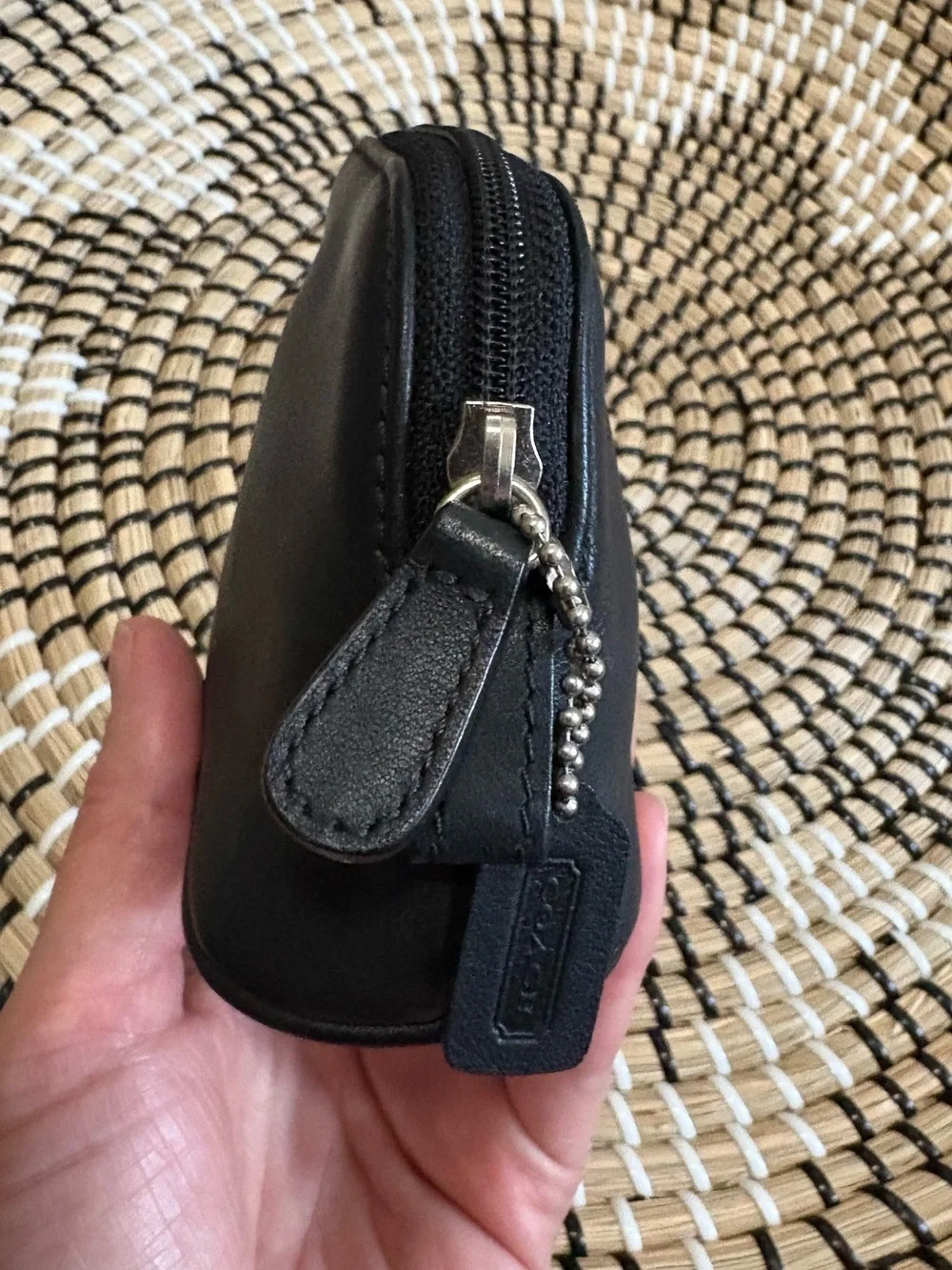 Vintage RARE Coach Leather Half-Moon Dome Zip Cosmetic Case with Coin Pouch